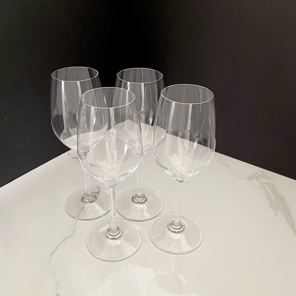 SET of 4 Pantheon White Wine Stemmed Glasses by Riedel